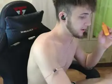 Chaturbate Free Live Porn of golden_boyyy21