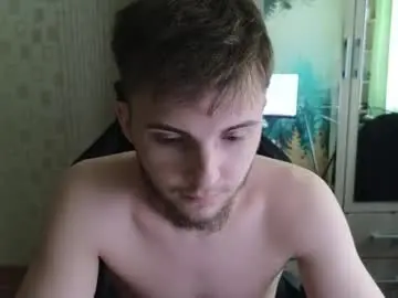 Chaturbate Live Sex Cam of golden_boyyy21