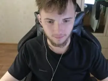 Chaturbate Live Sex Cam of golden_boyyy21