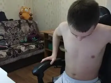 Chaturbate Live Sex of golden_boyyy21