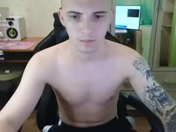 Chaturbate Sex Chat of golden_boyyy21