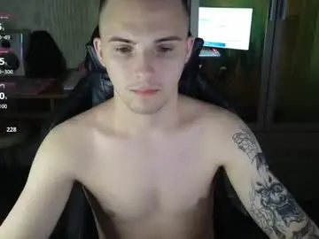 Chaturbate Adult Webcams of golden_boyyy21