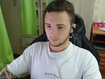 Chaturbate Live Porn of golden_boyyy21