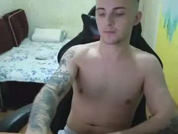 Chaturbate Free Porn Cam of golden_boyyy21