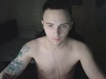 Chaturbate Live Sex of golden_boyyy21