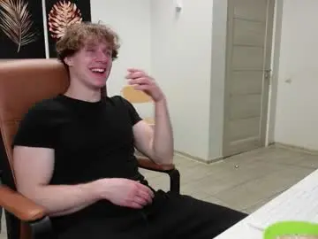 Chaturbate Live Sex Cam of jacob_devon