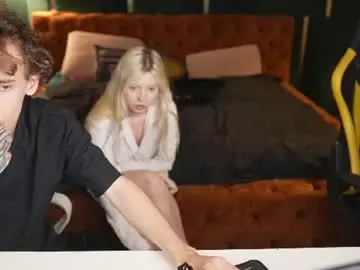 Chaturbate Free Live Porn of anabel2054