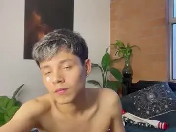 Chaturbate Live Porn of andy_belier