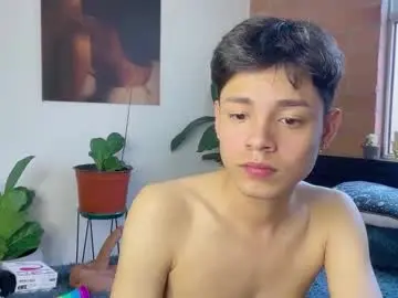 Chaturbate Free Live Porn of andy_belier