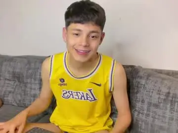 Chaturbate Free Live Porn of andy_belier