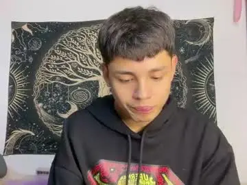 Chaturbate Live Porn of andy_belier
