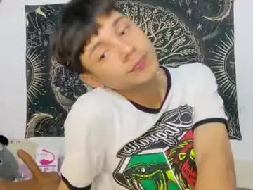 Chaturbate Watch Live Sex Cams of andy_belier