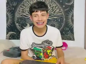 Chaturbate Adult Webcams of andy_belier