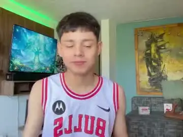 Chaturbate Sex Cam of andy_belier