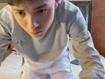 Chaturbate Watch Live Sex Cams of andy_belier