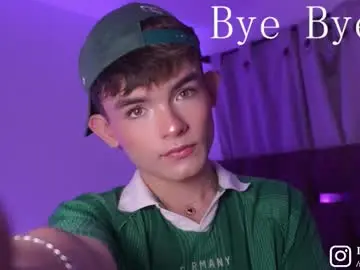 Chaturbate Nude Webcam of angelocute_