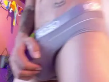 Chaturbate Free Live Porn of axel_saenzz