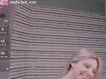 Chaturbate Free Porn Cam of careful_i_bite