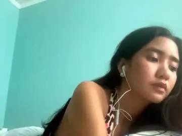 Chaturbate Adult Video Chat of crystalbriceno