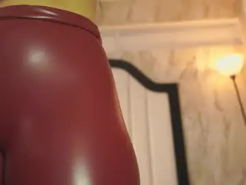 Chaturbate Free Porn Cam of mia_coliin