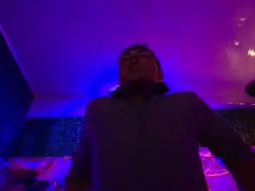 Chaturbate Free Live Porn of mikevianny