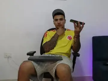 Chaturbate Nude Webcam of _luxury_23