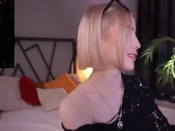 Chaturbate Watch Live Sex Cams of lindathacker