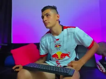 Chaturbate Free Live Porn of max_wild01