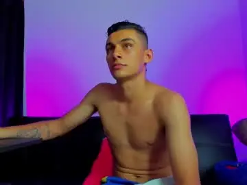 Chaturbate Live Sex Cam of max_wild01