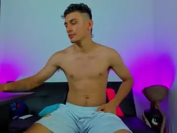 Chaturbate Live Sex of max_wild01