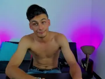 Chaturbate Live Sex of max_wild01