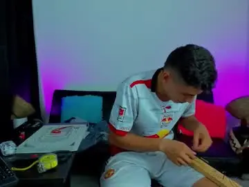 Chaturbate Best live sex cam show of max_wild01