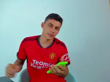 Chaturbate Free Porn Cam of max_wild01