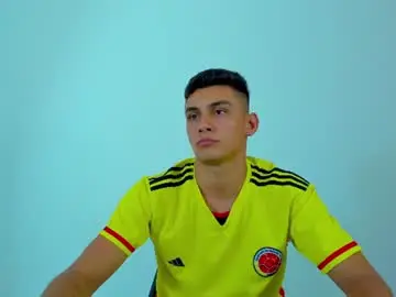 Chaturbate Best live sex cam show of max_wild01
