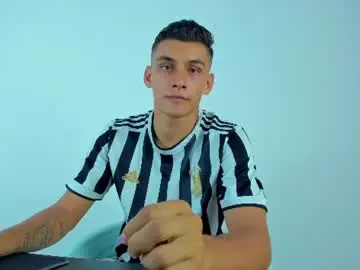 Chaturbate Best live sex cam show of max_wild01