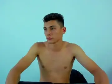 Chaturbate Live Sex of max_wild01