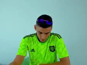 Chaturbate Live Sex of max_wild01