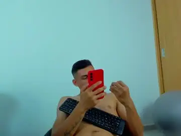 Chaturbate Adult Webcams of max_wild01
