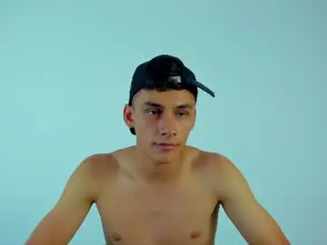 Chaturbate Nude Webcam of max_wild01