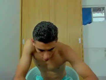 Chaturbate Free Porn Cam of max_wild01