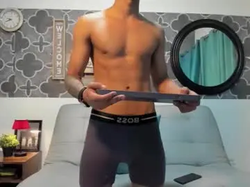 Chaturbate Best live sex cam show of bruno_snow