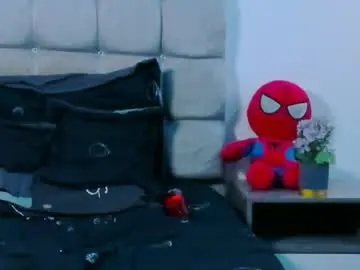 Chaturbate Live Sex Cam of br4ndon_cooper