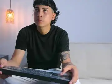 Chaturbate Sex Cam of br4ndon_cooper