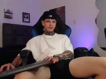 Chaturbate Free Porn Cam of dann_brown