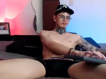 Chaturbate Sex Cam of dann_brown