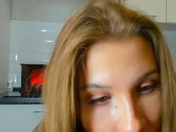 Chaturbate Adult Video Chat of leylalin