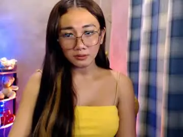 Chaturbate Adult Webcams of pia_worthsback