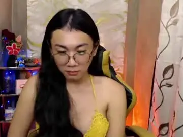 Chaturbate Adult Video Chat of pia_worthsback