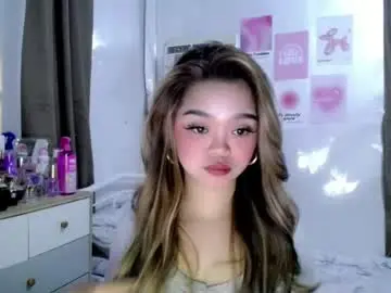 Chaturbate Live Sex Cam of real_love_bb