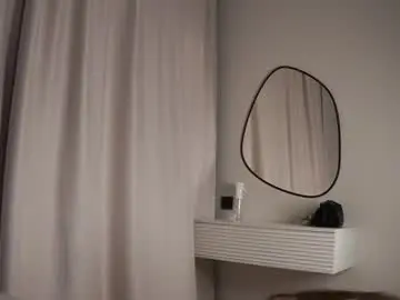 Chaturbate Live Sex Cam of scarletmore